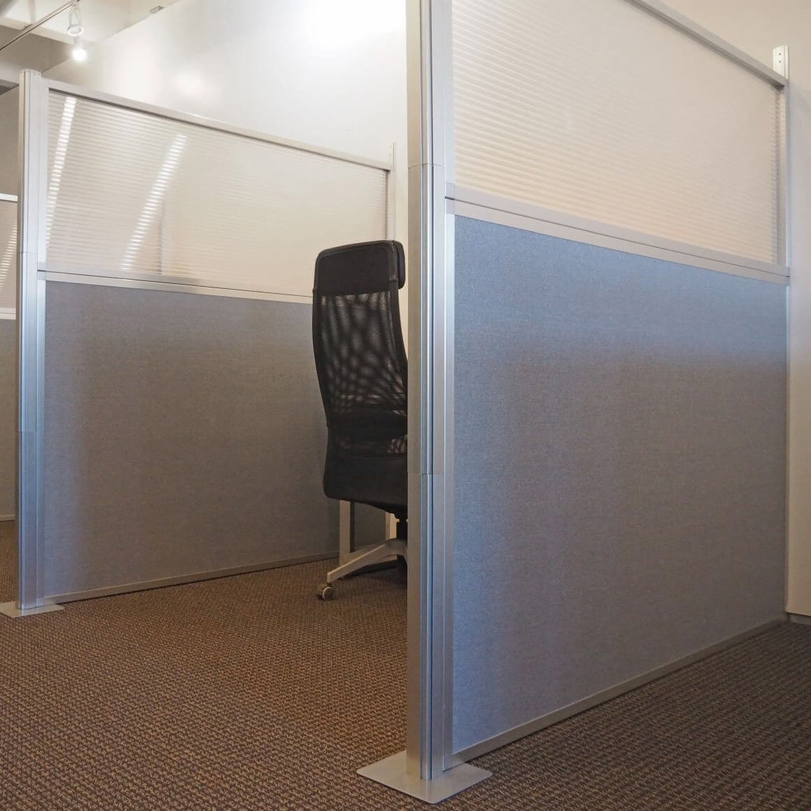 DIY Modular Office Divider Wall Bracket