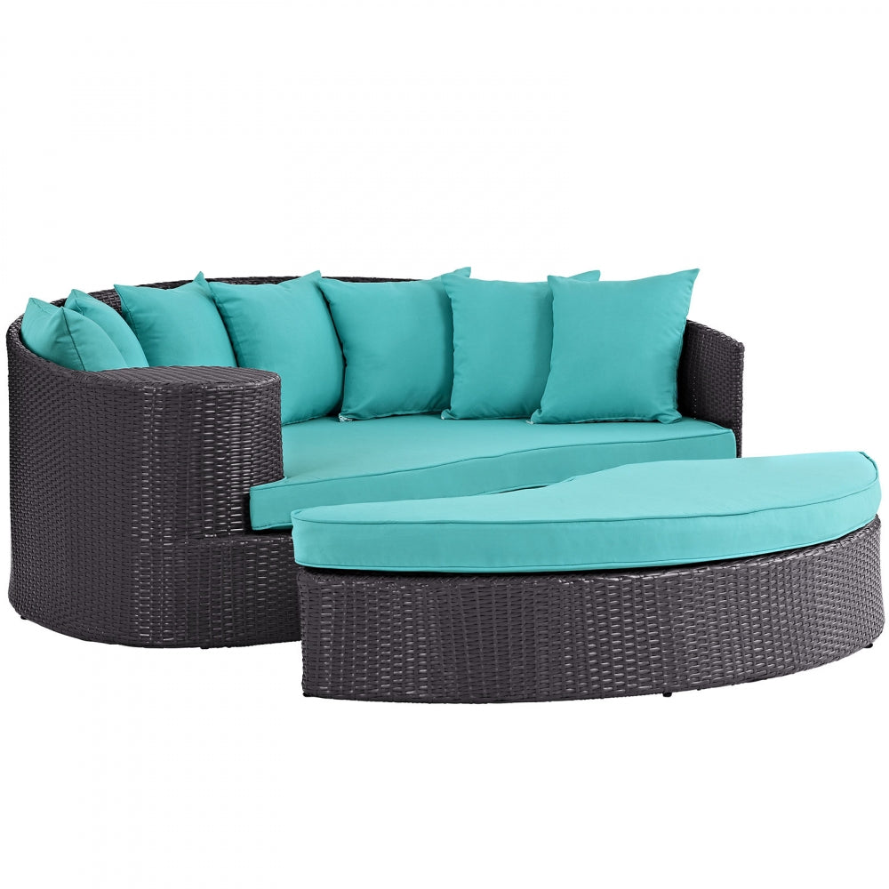 Lona Wicker Daybed