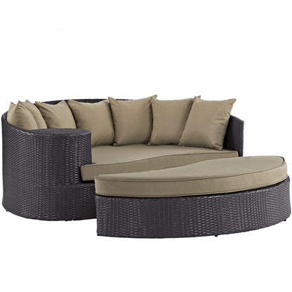 Lona Wicker Daybed
